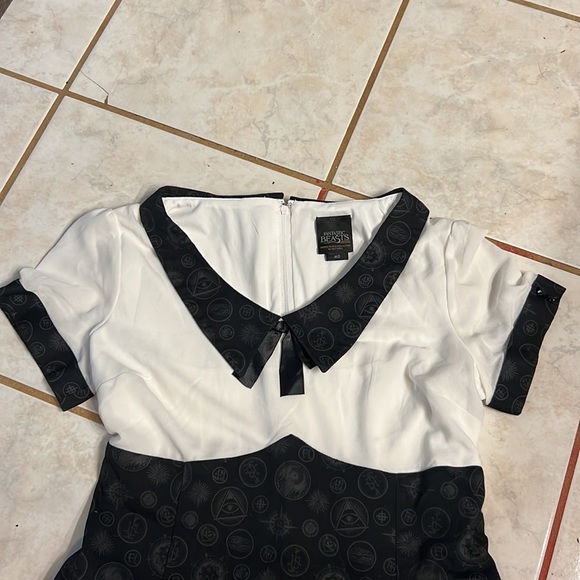 Fantastic Beasts size M - Picture 3 of 9